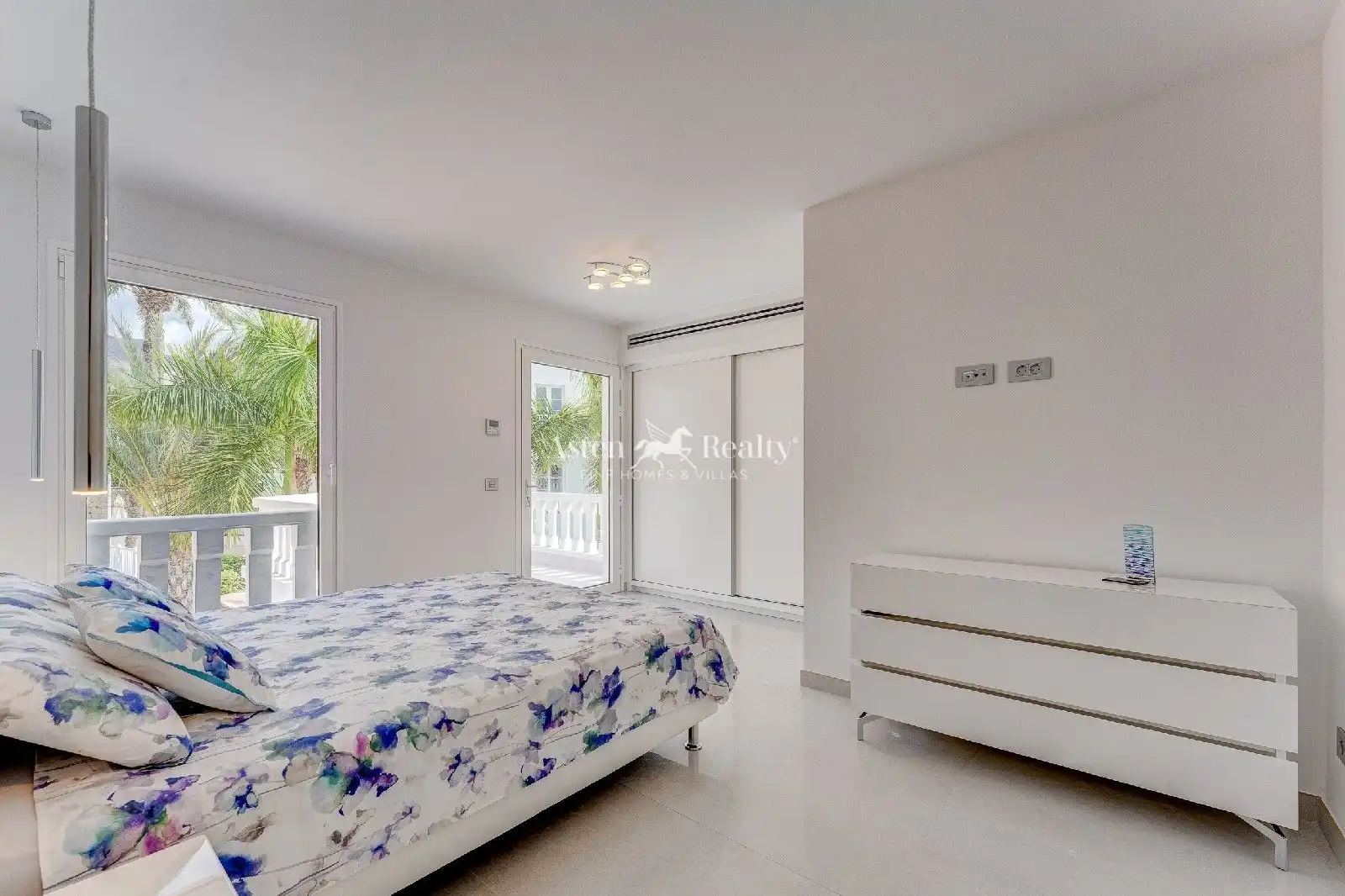 Bedroom of Detached homes for sale in Adeje  with Air Conditioner, Terrace and Swimming Pool