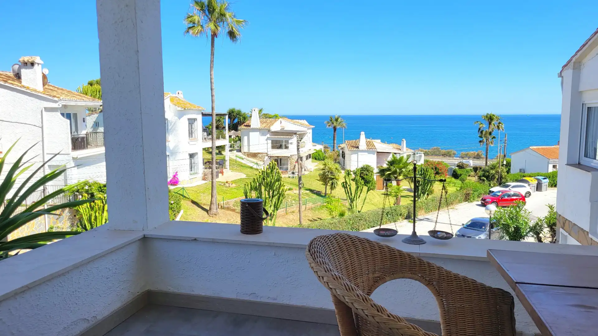 Vista exterior de Casa adosada en venda en Mijas amb Aire condicionat, Calefacció i Terrassa