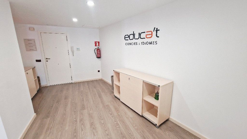 Premises for sale in Vila-real  with Air Conditioner, Heating and Parquet flooring