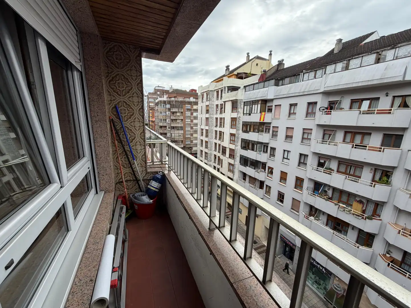 Terraza de Piso en venta en Avilés con Calefacción, Parquet y Terraza