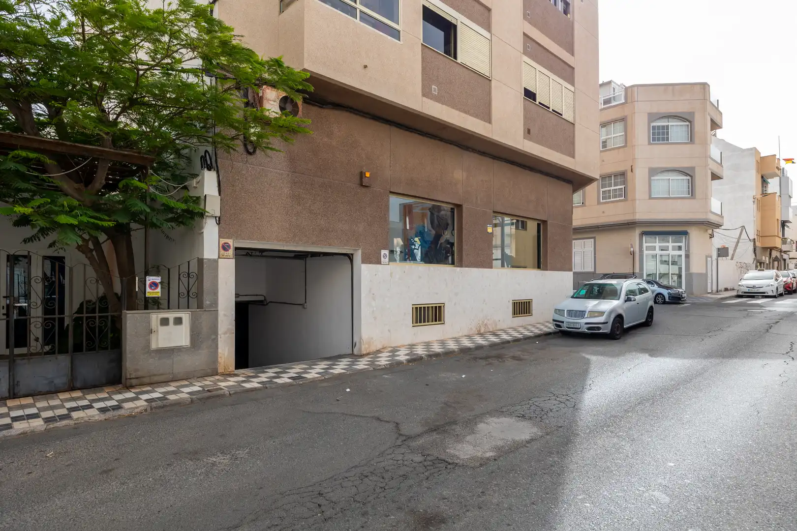 Parkplatz von Wohnung zum Verkauf in Agüimes mit Klimaanlage, Heizung und Abstellraum
