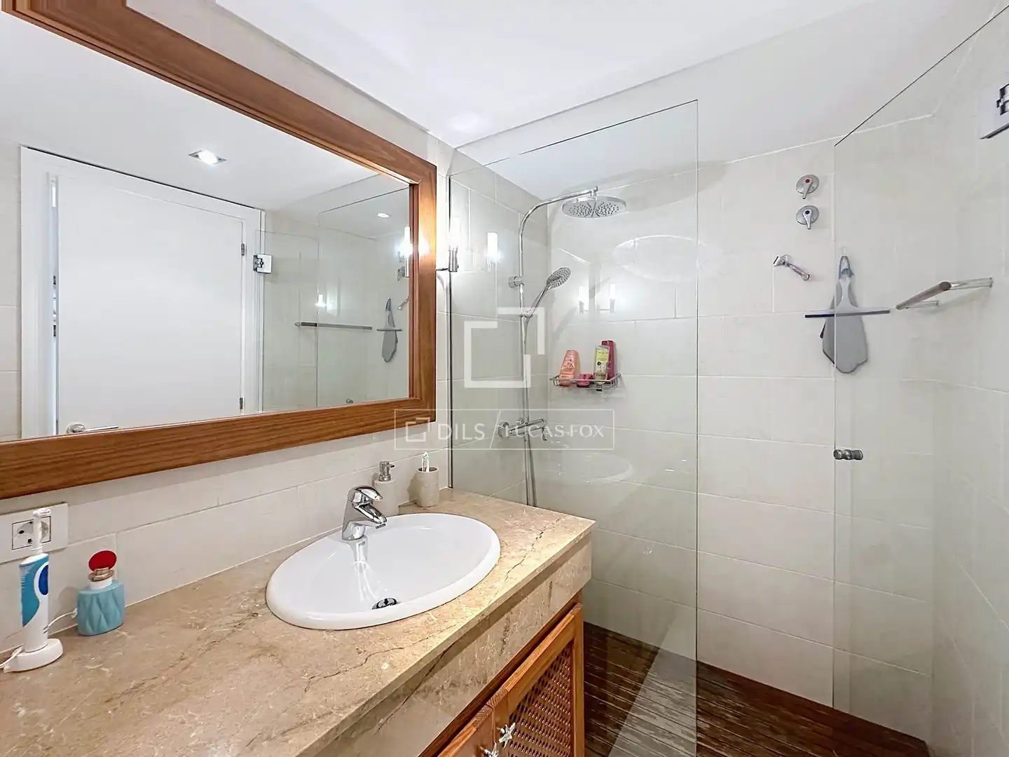 Badezimmer von Wohnung zur Miete in Ciutadella de Menorca mit Klimaanlage, Heizung und Privatgarten