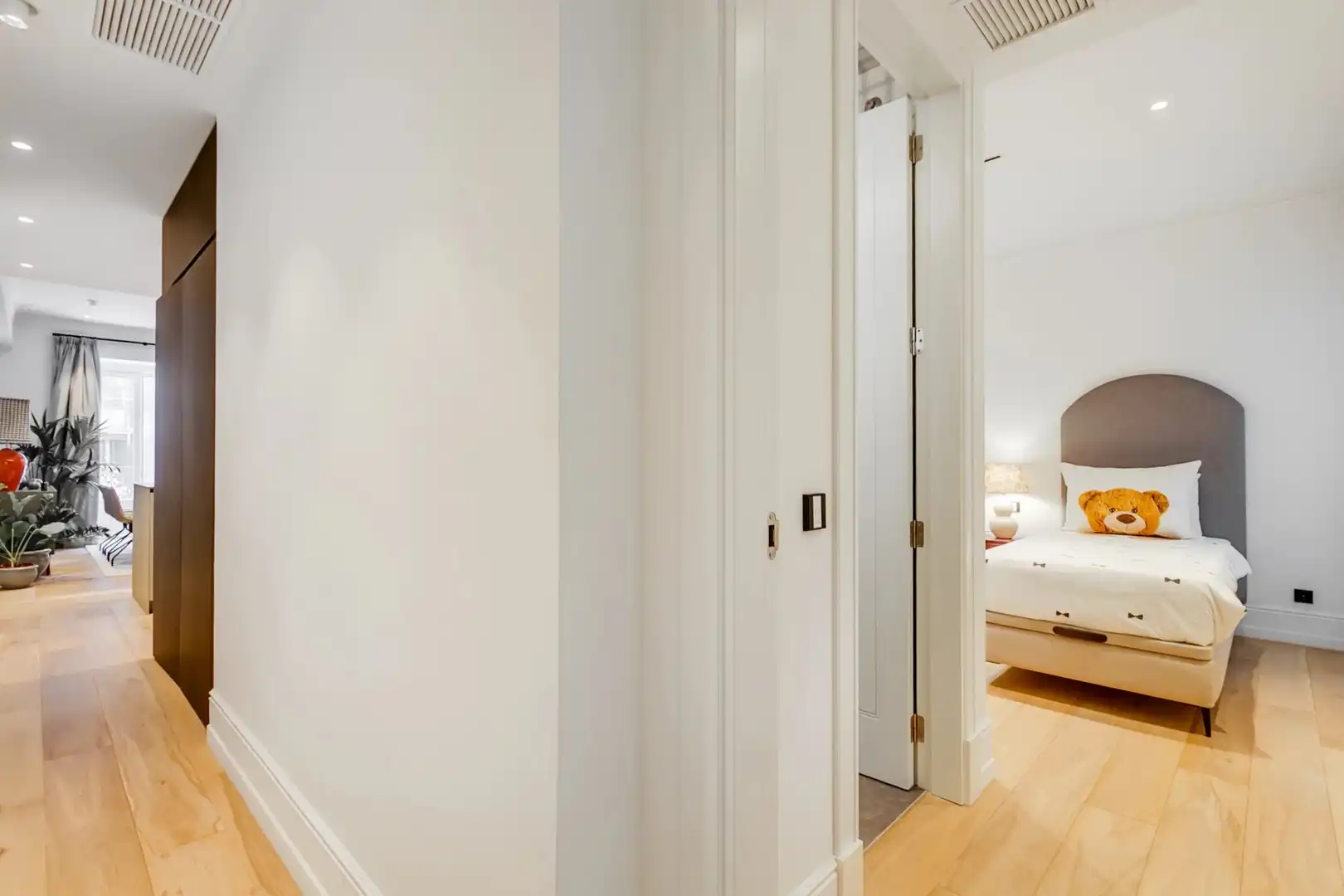 Flat for rent in Madrid  with Air Conditioner, Heating and Storage room