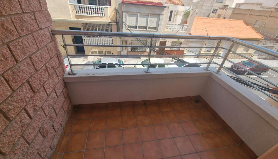 Foto 1 de Apartament en venda a Calle Caballero de Rodas, Las Piscinas Naturales, Alicante