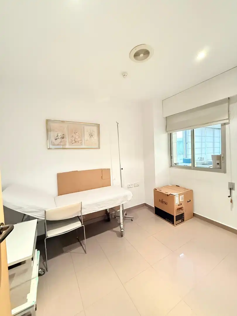 Piso con ascensor en venta en Rambla de Méndez Núñez, imagen 23