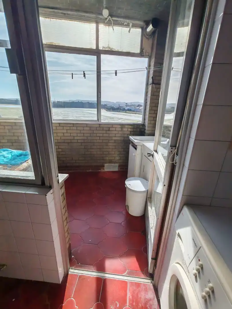 Baño de Piso en venta en Neda con Trastero