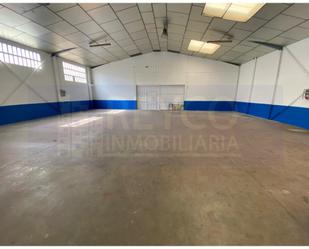 Industrial buildings to rent in Haro