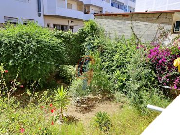 Local comercial en venta en Calle Arenas 32