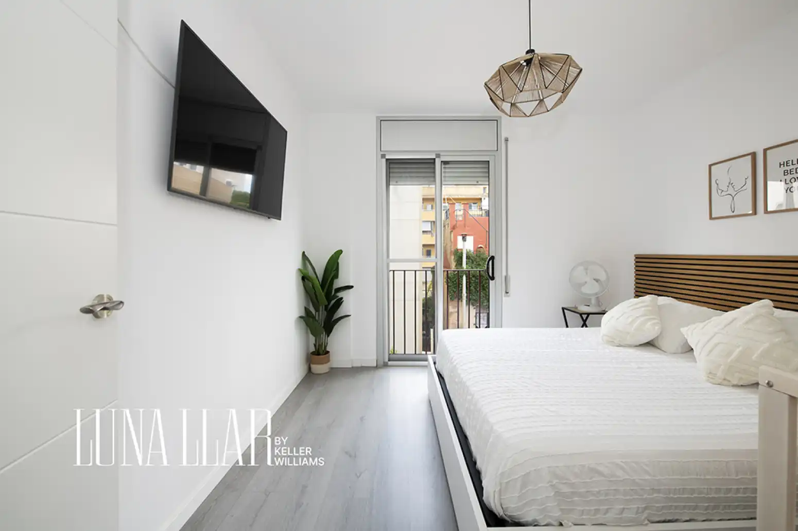 Schlafzimmer von Dachboden zum Verkauf in Cambrils mit Klimaanlage, Heizung und Privatgarten