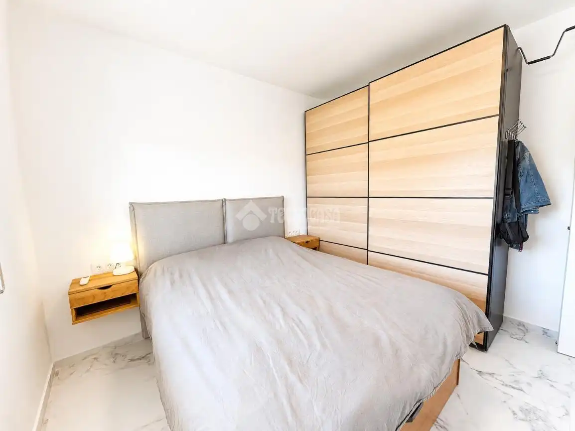 Habitación de Piso en venta en Torrox con Aire acondicionado, Terraza y Piscina comunitaria