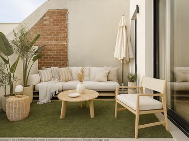 Piso con balcón en venta en Calle del Ponent