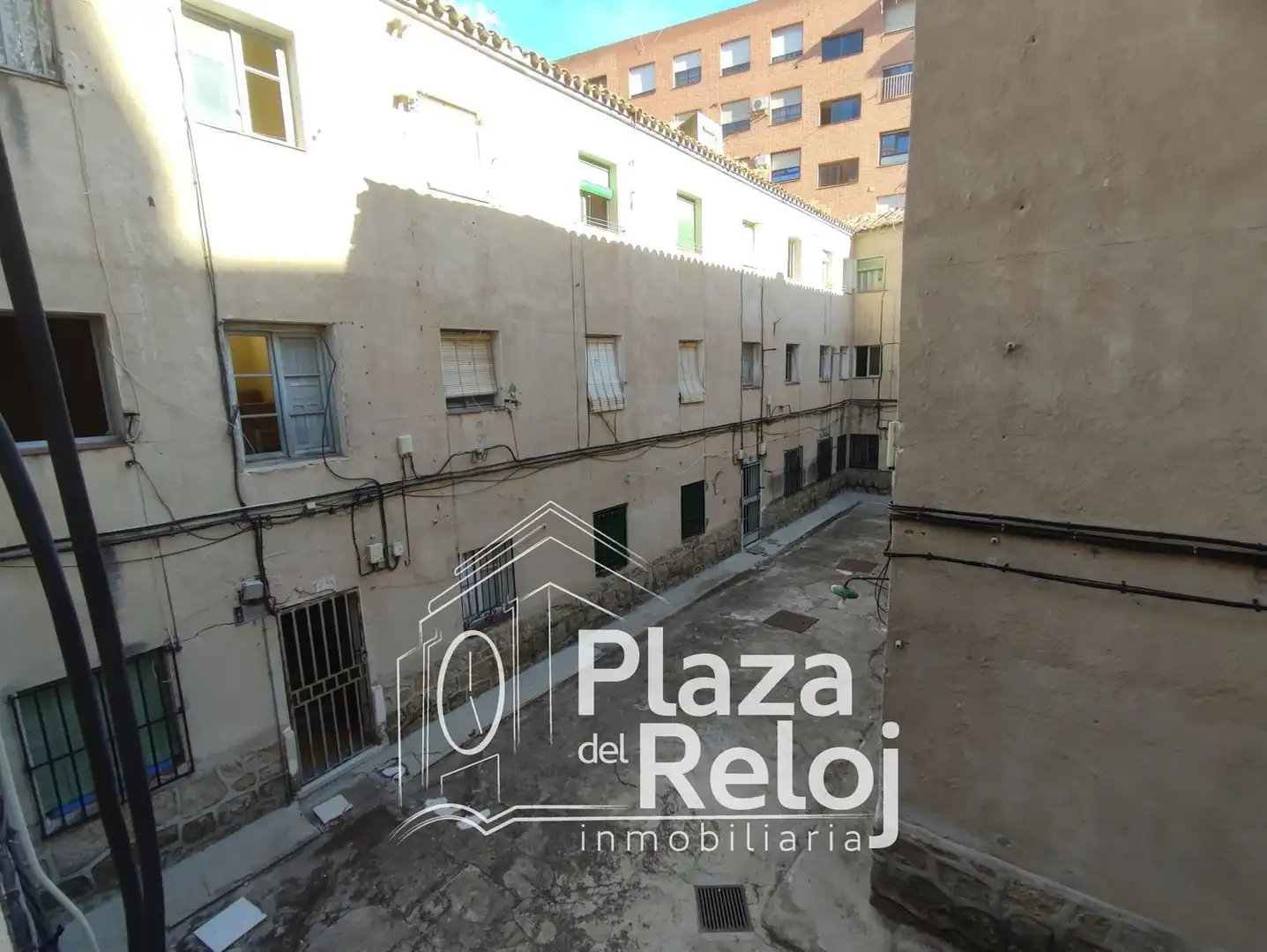 Exterior view of Buildings for sale in Talavera de la Reina