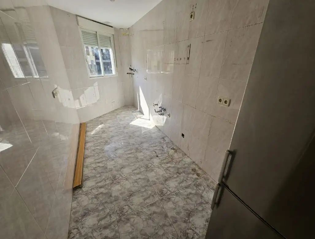 Cocina de Piso en venta en Torres de la Alameda con Calefacción y Trastero