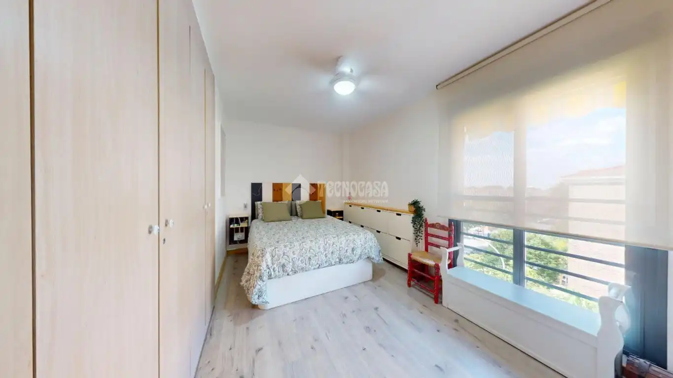 Habitación de Piso en venta en Azuqueca de Henares con Aire acondicionado, Calefacción y Parquet