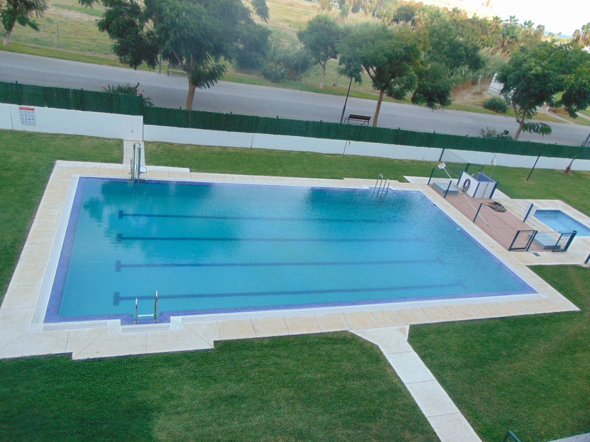 Piso de alquiler en Poniente - Faro