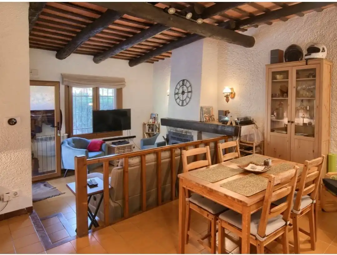 Comedor de Casa adosada de alquiler en Begur con Aire acondicionado, Calefacción y Jardín privado