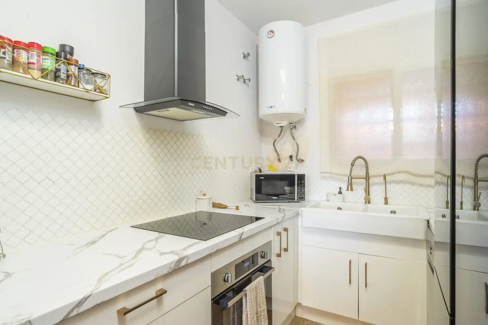 Küche von Wohnung zum Verkauf in Marbella mit Balkon und Gemeinschaftspool