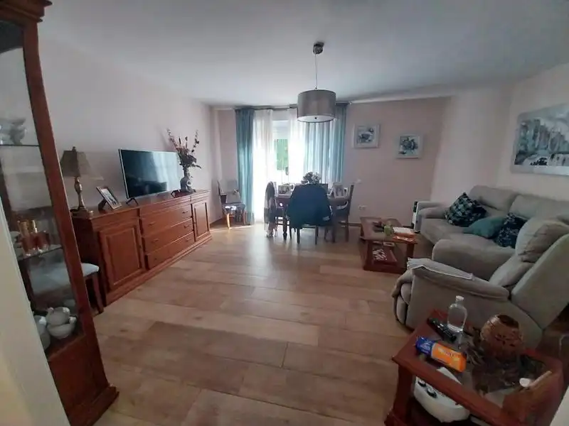 Appartement avec ascenseur à vendre à Estepona Pueblo