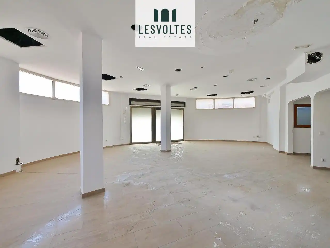 Business premises for sale in Carrer de Bailèn, imagen 4