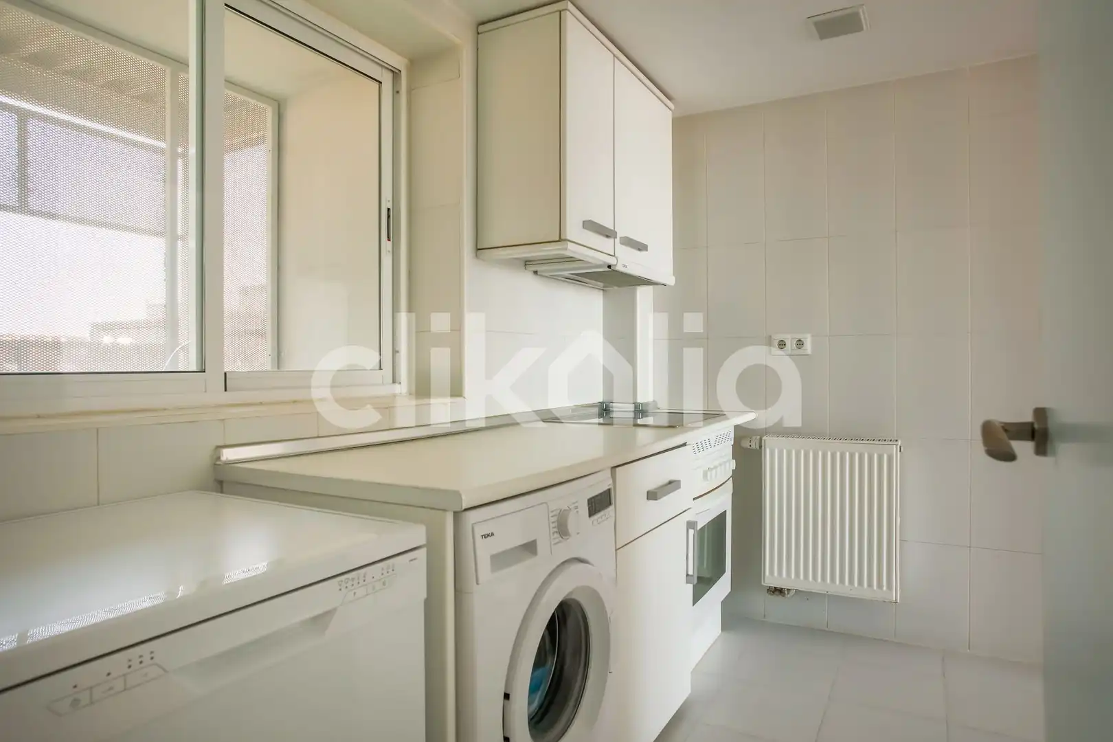 Kitchen of Flat for sale in Madrid  with Heating, Terrace and Storage room