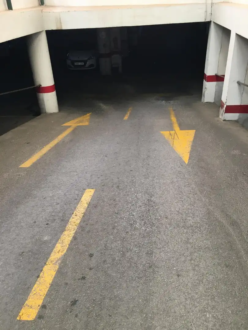 Garage zur Miete in Carrer Antonio Campos Javaloyes, 2, Ciutat Jardí - Torreta Verdí