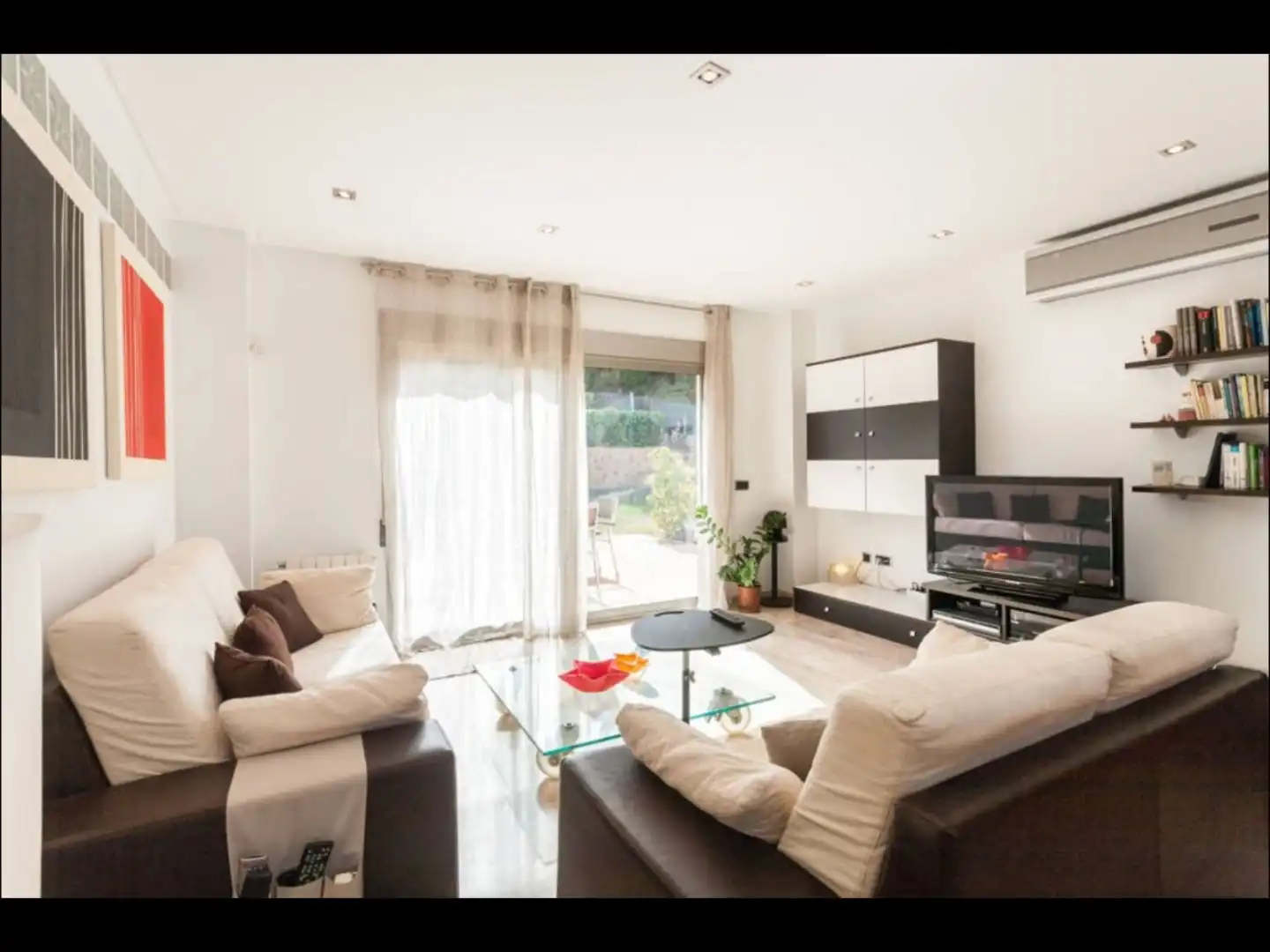 Living room of Houses for rent in Chiva  with Air Conditioner, Heating and Terrace
