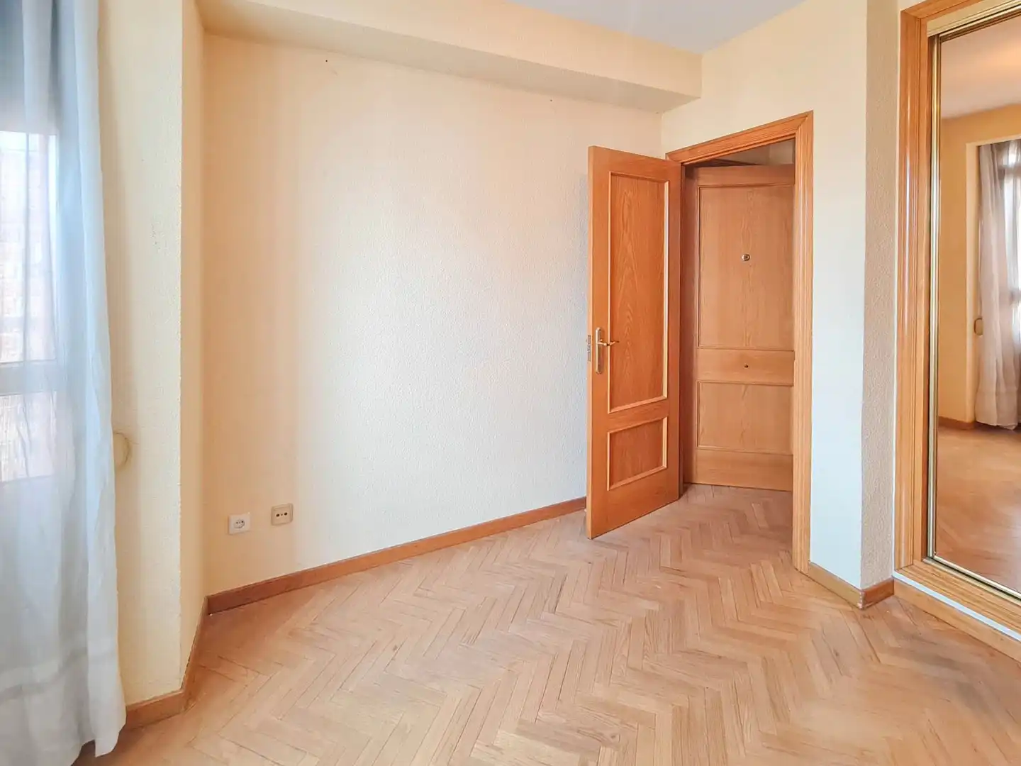 Apartament de lloguer en Madrid amb Calefacció, Parquet i Forn