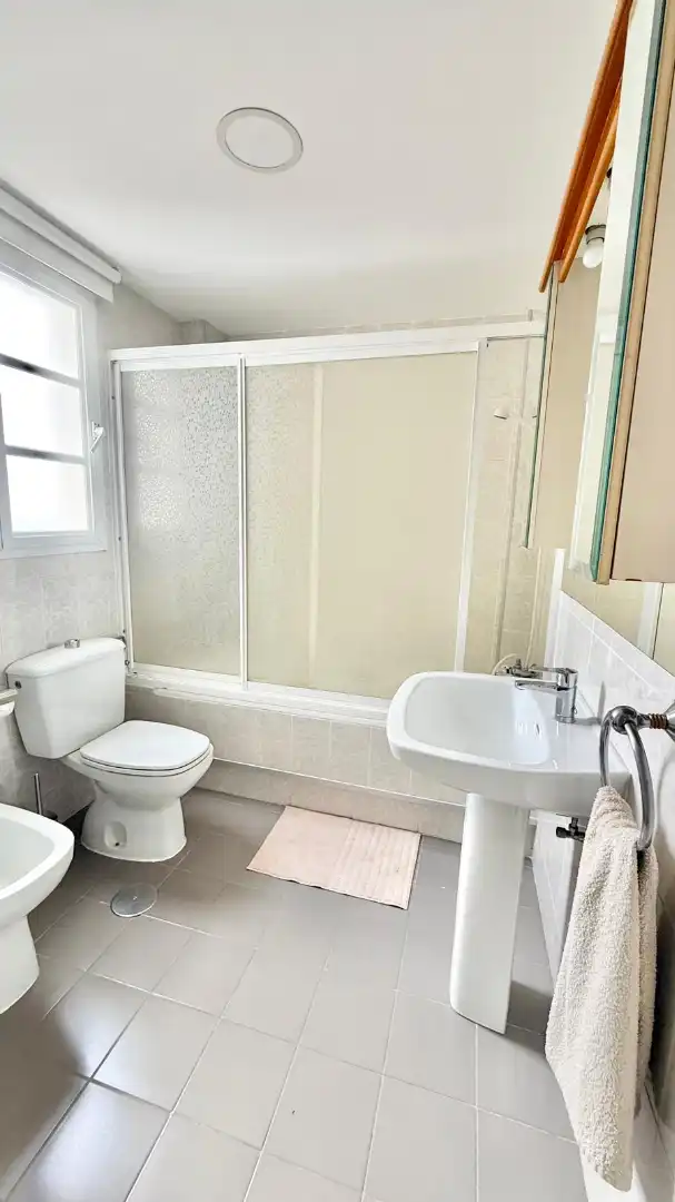 Bathroom of Flat for sale in Estepona  with Terrace, Furnished and Oven