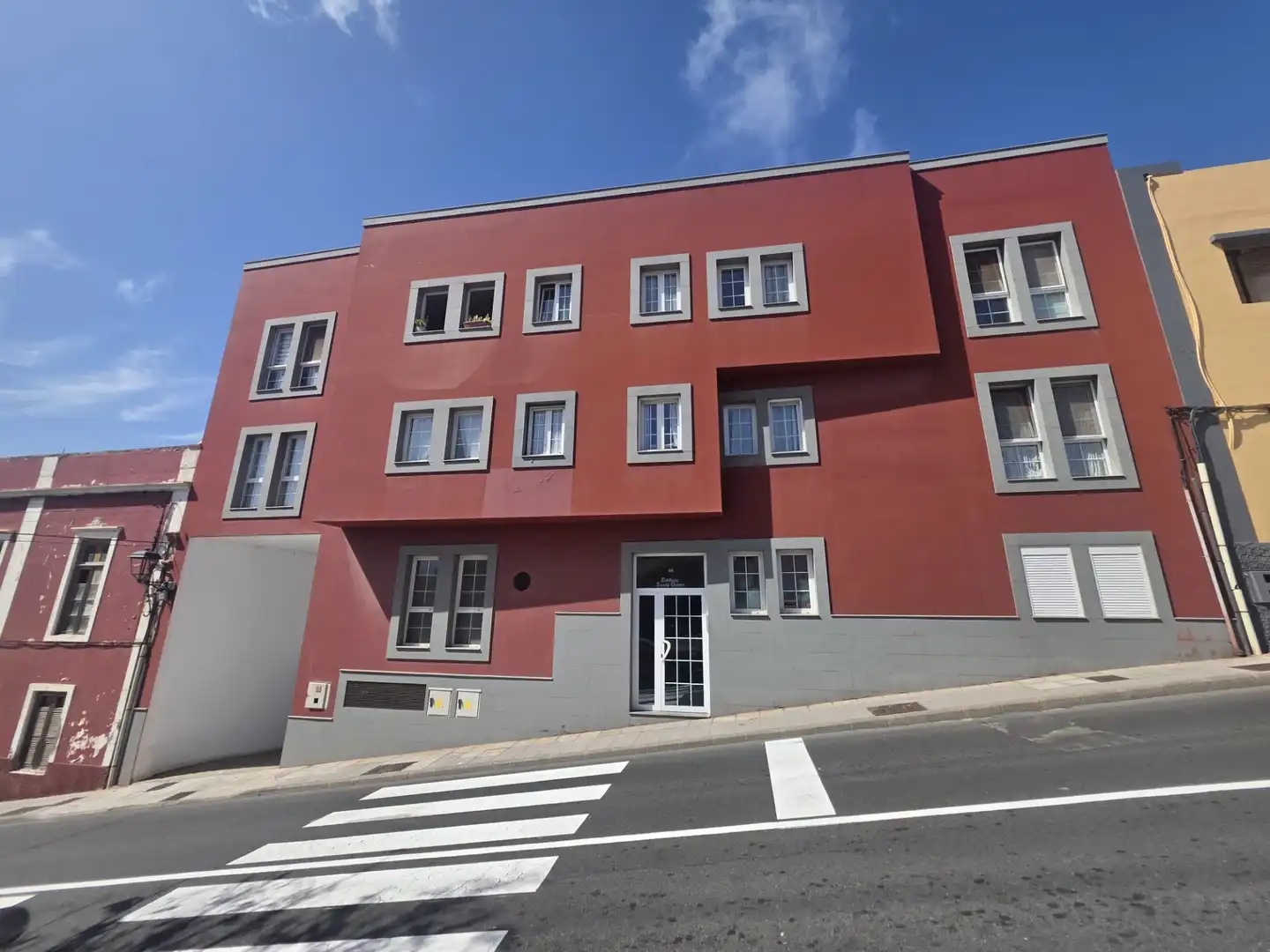 Piso con ascensor en venta en Calle Maninidra