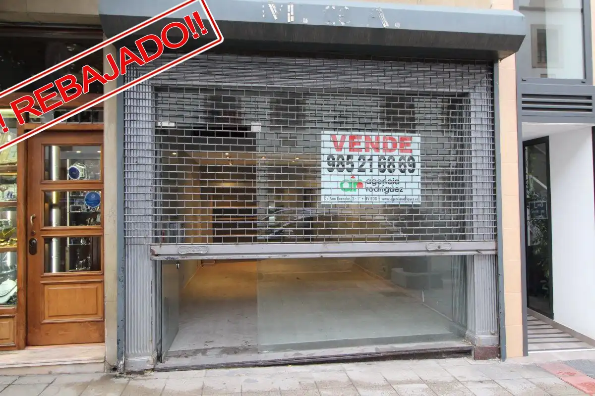 Local en venda en Oviedo 