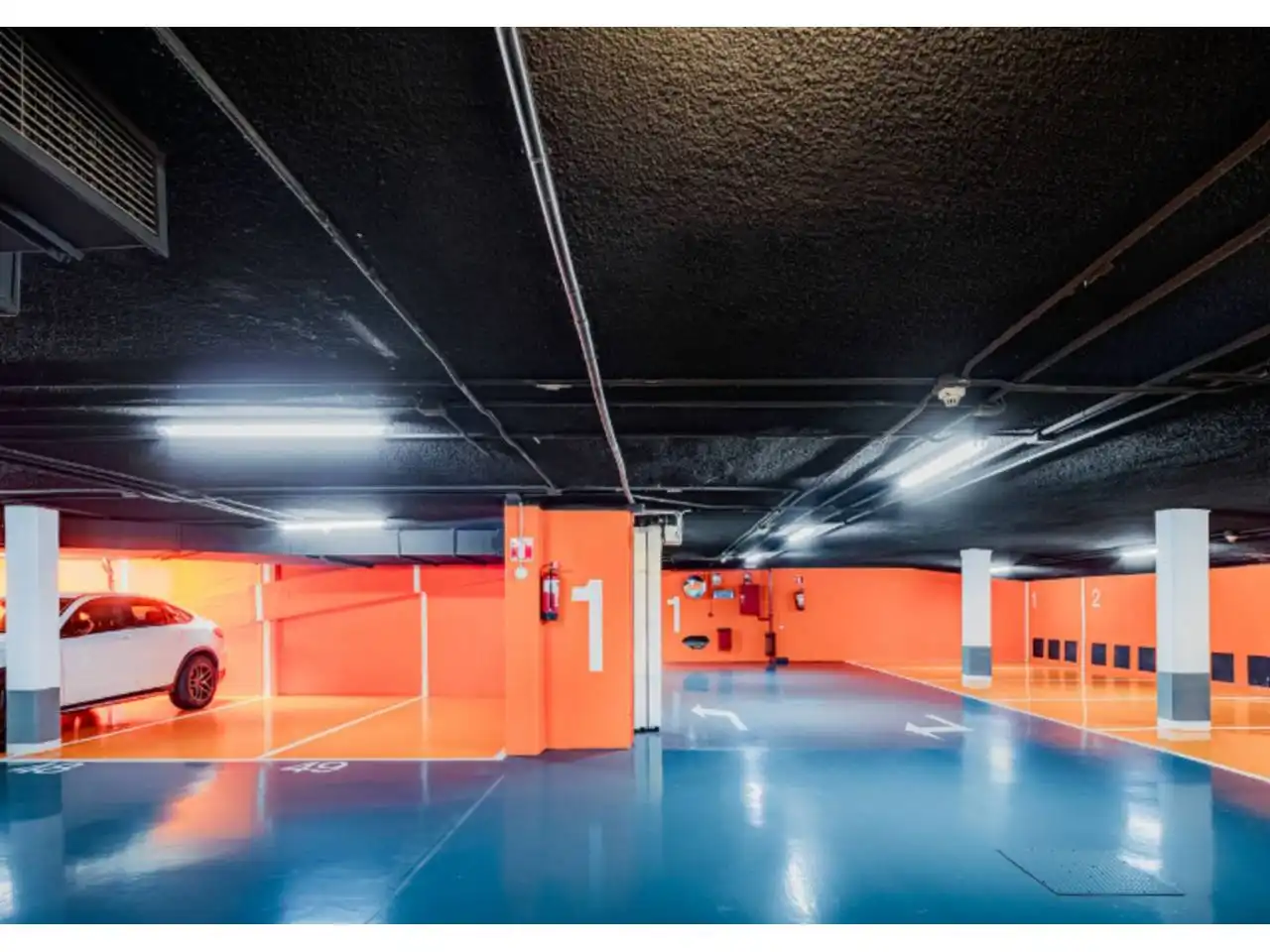 Parkplatz von Büro zur Miete in Madrid mit Klimaanlage, Heizung und Alarm