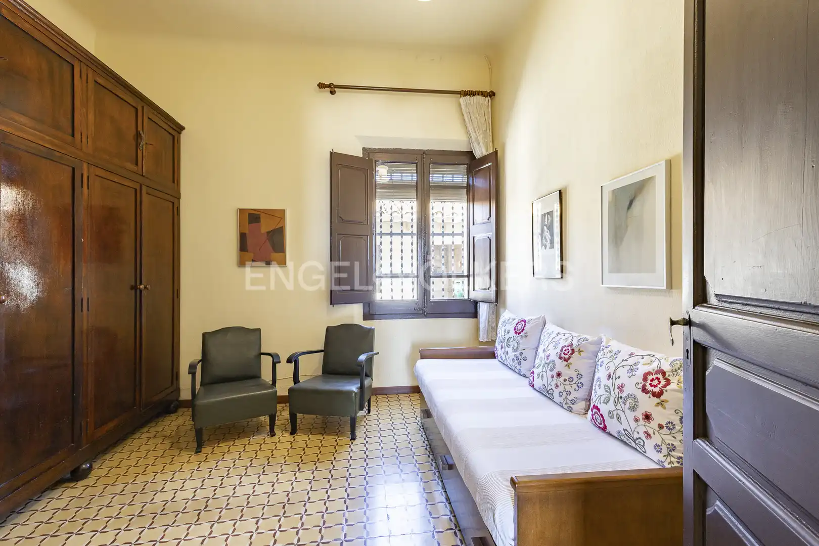 Sala d'estar de Casa o xalet en venda en Sant Jaume dels Domenys amb Calefacció i Jardí privat
