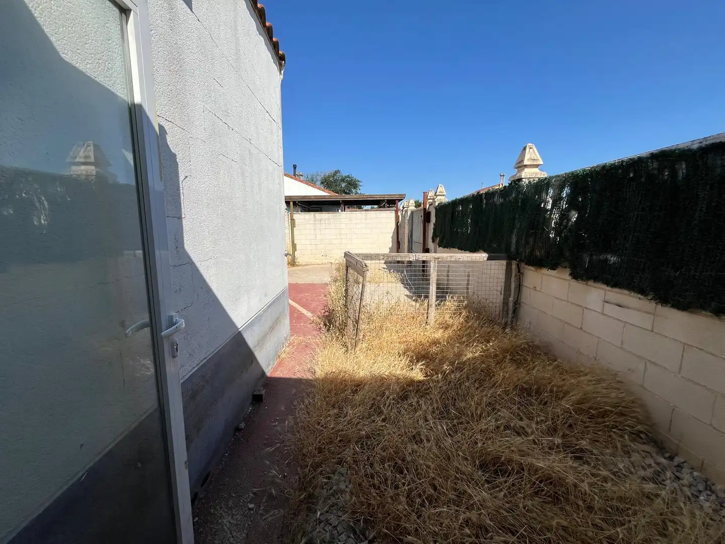 Casa adosada en venda a Calle Martín I, 20, Pinseque