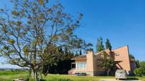 Vista exterior de Casa o xalet en venda en Binéfar amb Aire condicionat, Calefacció i Jardí privat