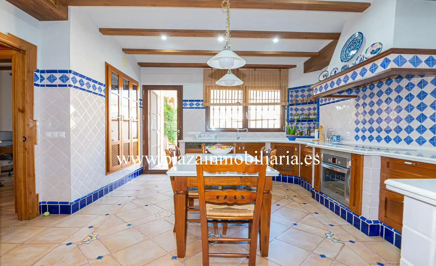 Kitchen of Houses for sale in Lucena