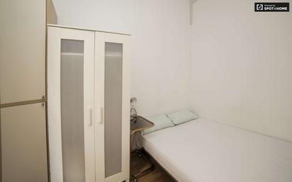 Dormitori de Pis per a compartir en  Barcelona Capital amb Aire condicionat, Calefacció i Terrassa