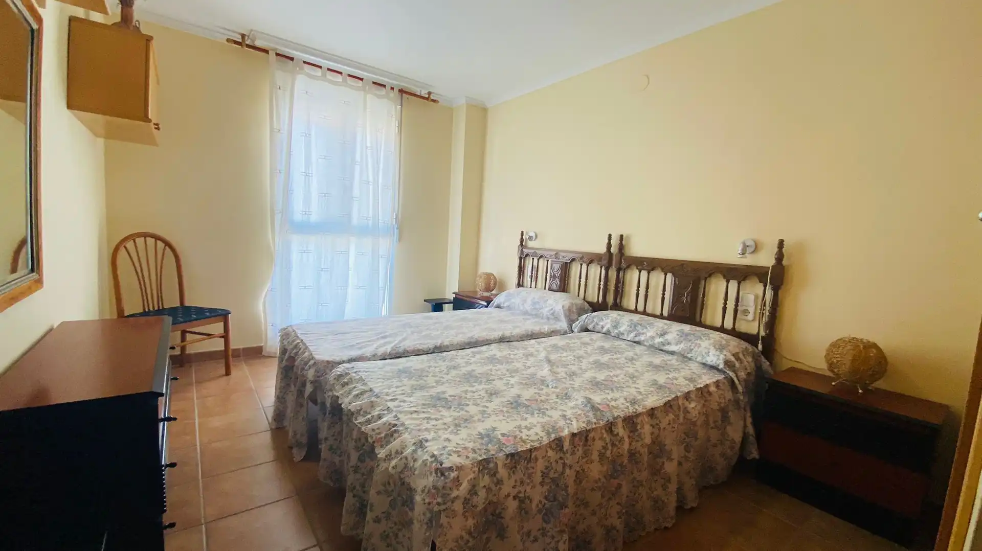 Dormitori de Casa o xalet en venda en Arañuel amb Terrassa, Traster i Balcó