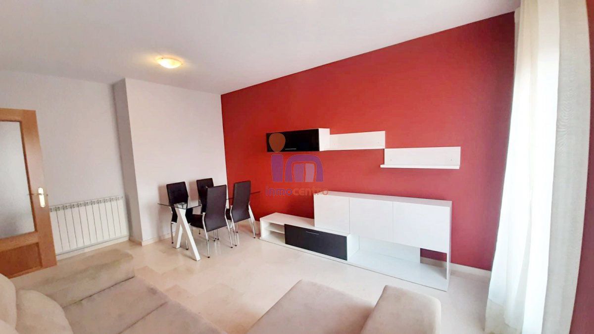 Living room of Flat for sale in Valdepeñas  with Heating, Terrace and Storage room