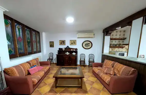 Sala de estar de Casa o chalet para compartir en Linares con Aire acondicionado, Terraza y Amueblado