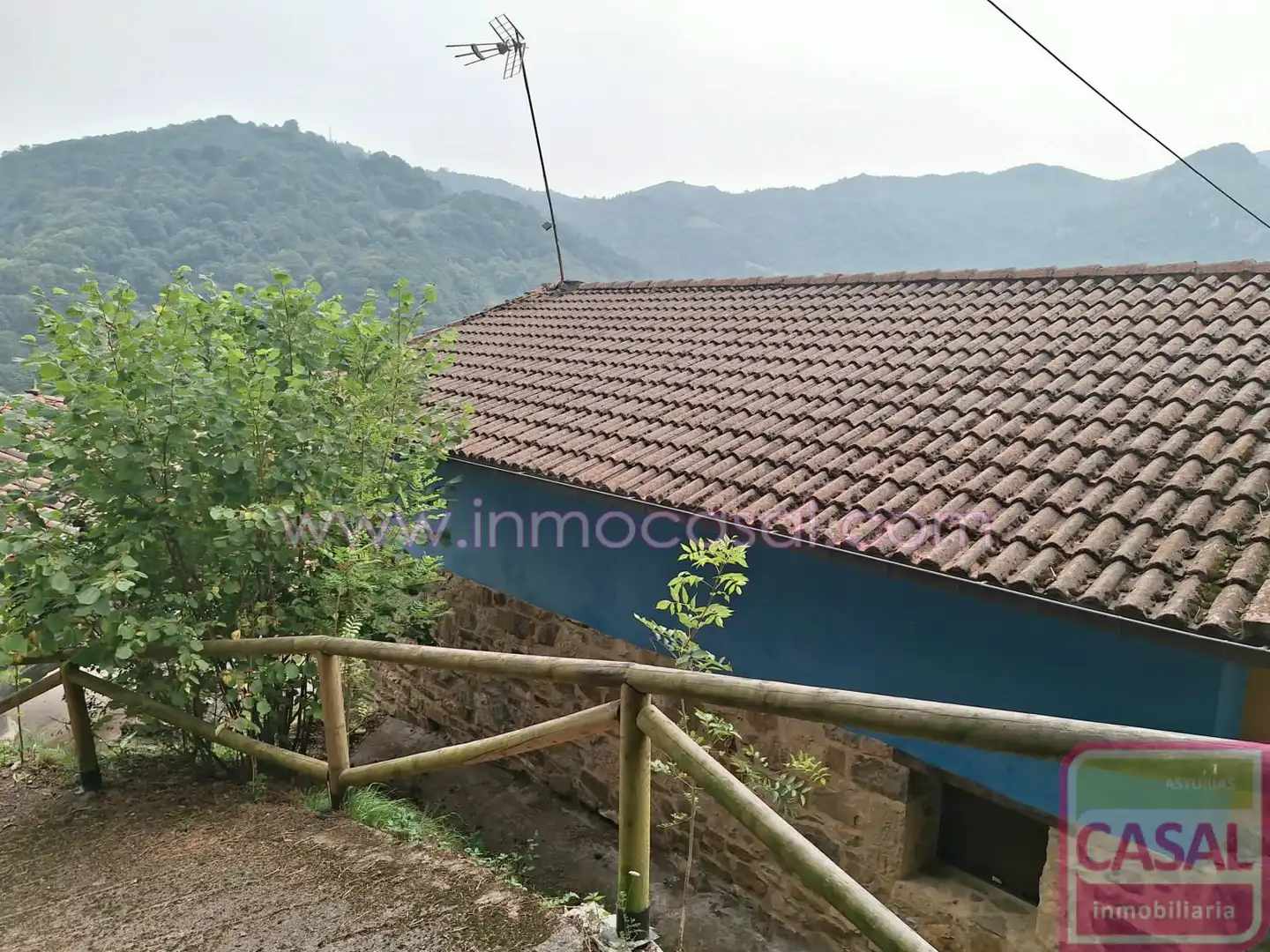 Vista exterior de Casa o chalet en venta en Riosa con Calefacción y Amueblado