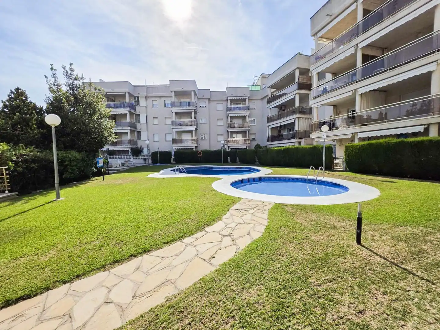 Piscina de Planta baja en venta en Cunit con Amueblado y Piscina comunitaria