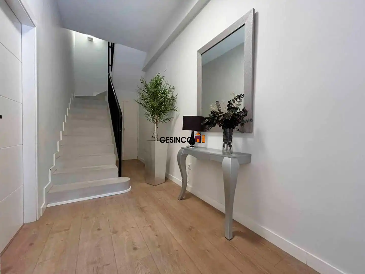 Casa adosada en venta en Manuel con Aire acondicionado, Calefacción y Trastero