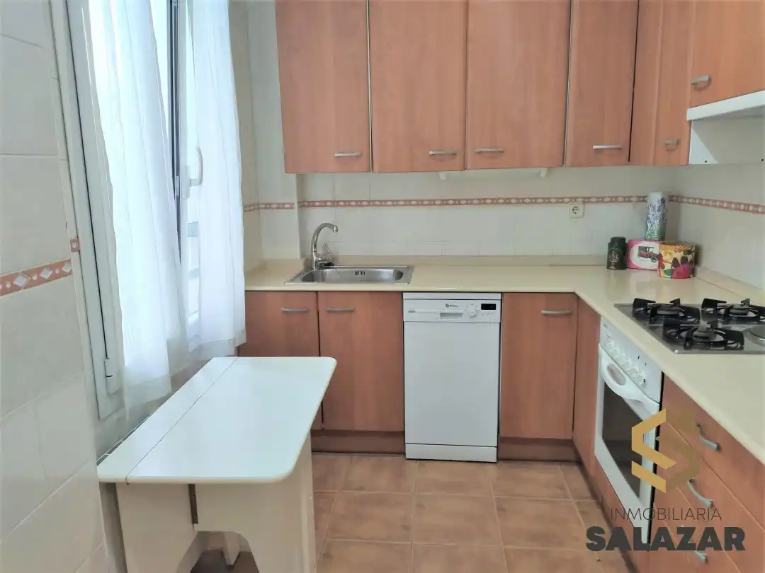 Küche von Wohnungen zur Miete in Bilbao  mit Heizung und Balkon