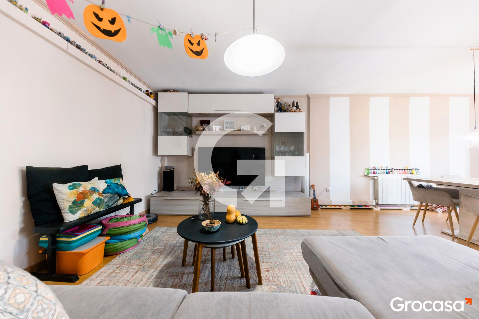 Sala d'estar de Pis en venda en El Prat de Llobregat amb Aire condicionat, Calefacció i Forn