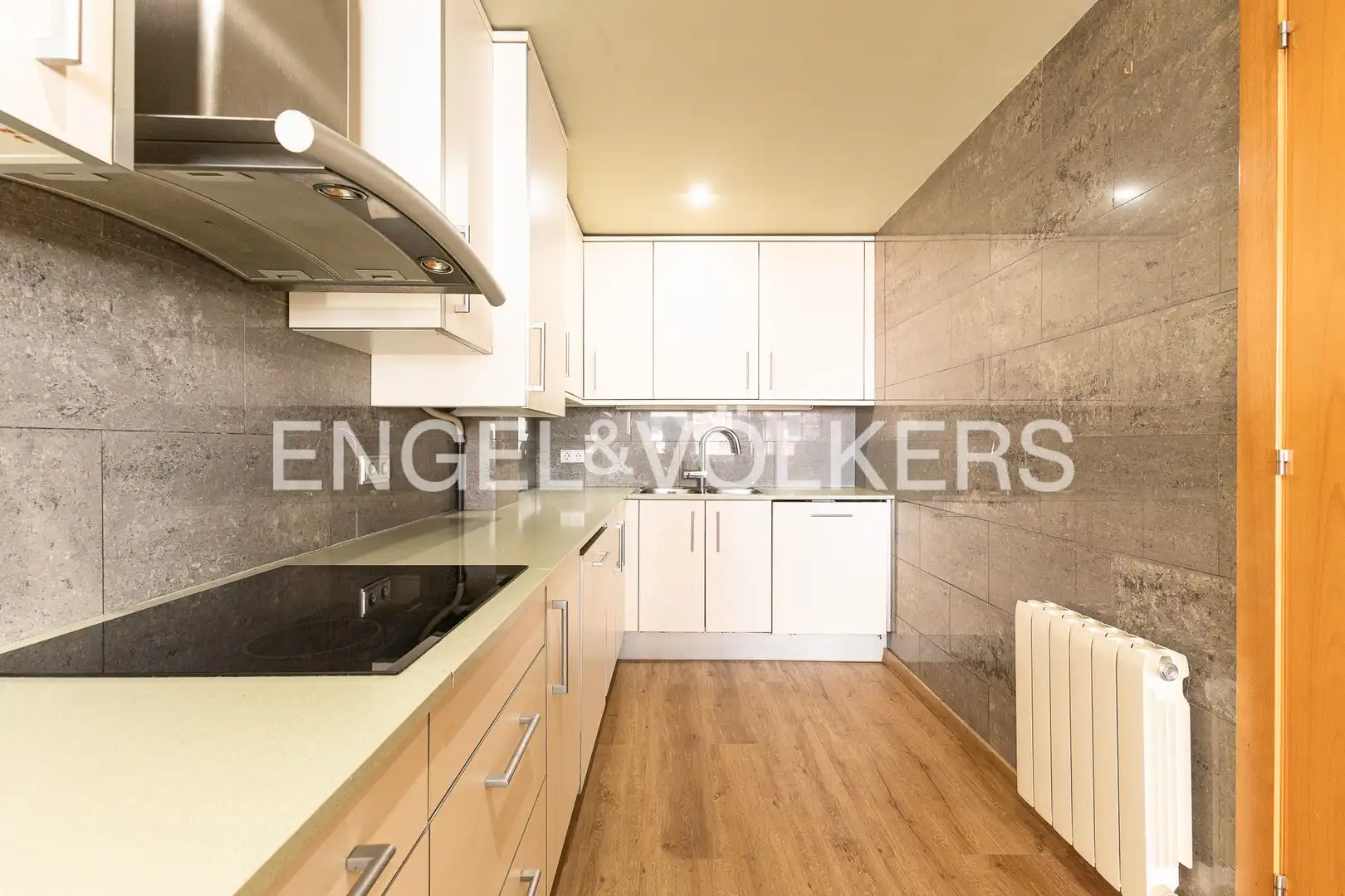 Kitchen of Flat for rent in Barcelona  with Air Conditioner, Heating and Terrace