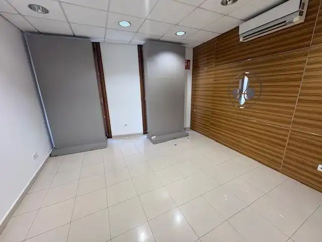Local comercial de lloguer a Centro, imagen 9
