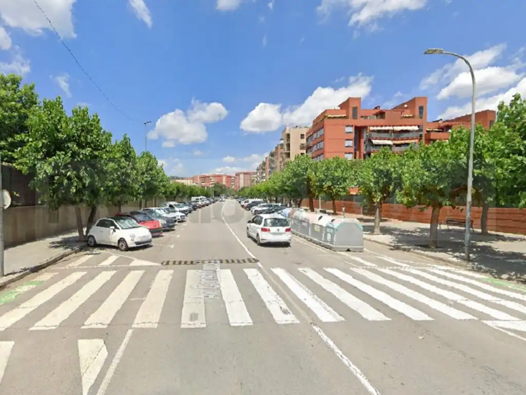 Vista exterior de Piso en venta en Sant Andreu de la Barca