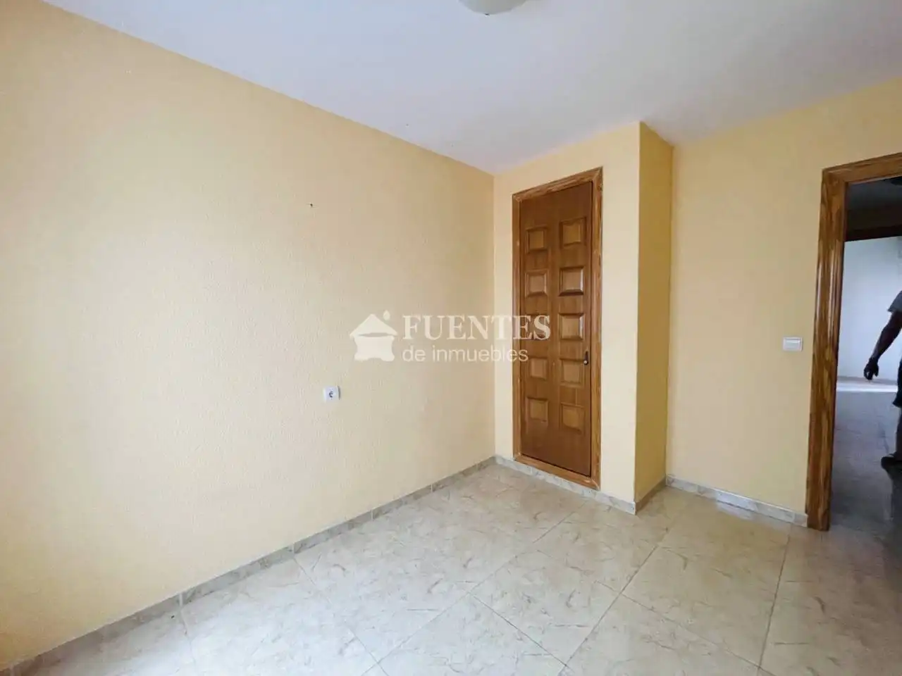 Habitación de Piso en venta en Alicante / Alacant con Aire acondicionado y Terraza