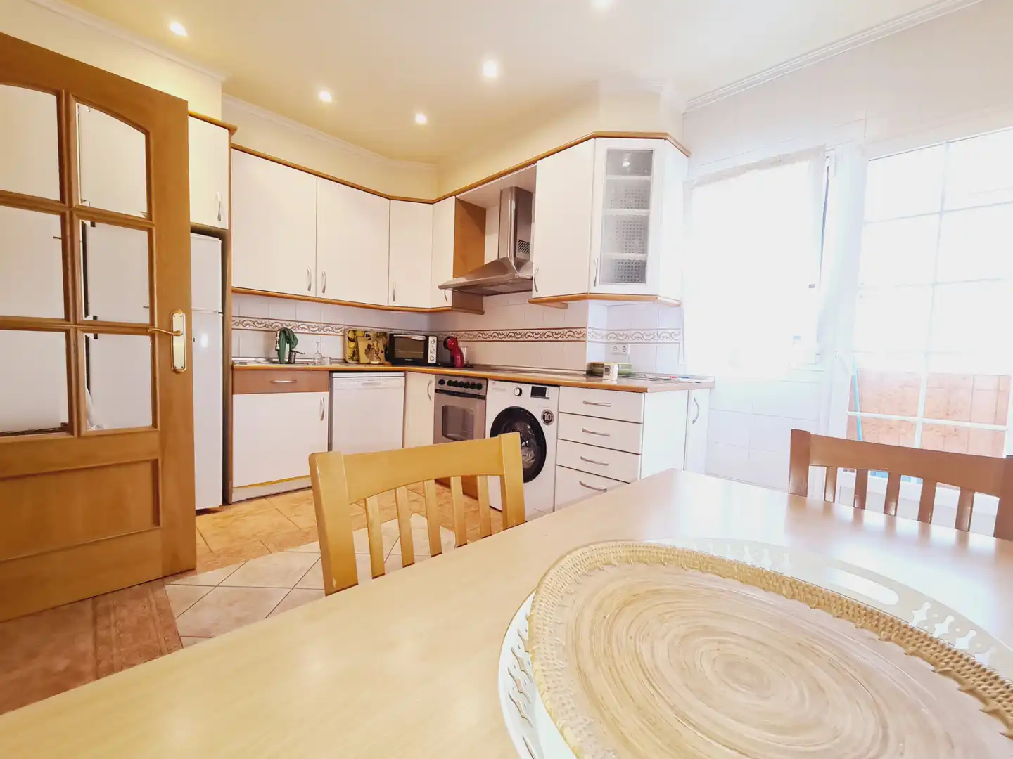 Kitchen of Flat for sale in  Pamplona / Iruña  with Heating, Parquet flooring and Furnished