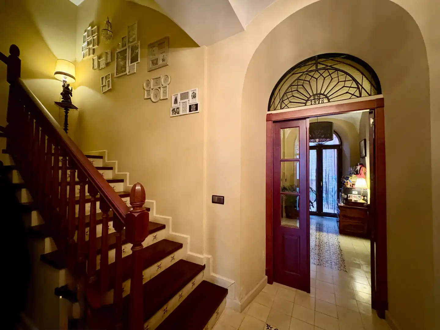 House with terrace for sale in Calle Bodegones